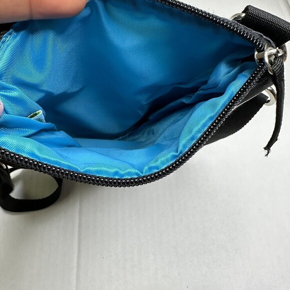 Mixed Bag Designs Black WhiteCrossbody Bag w/ Silver Colored‎ Hardware - Picture 6 of 9